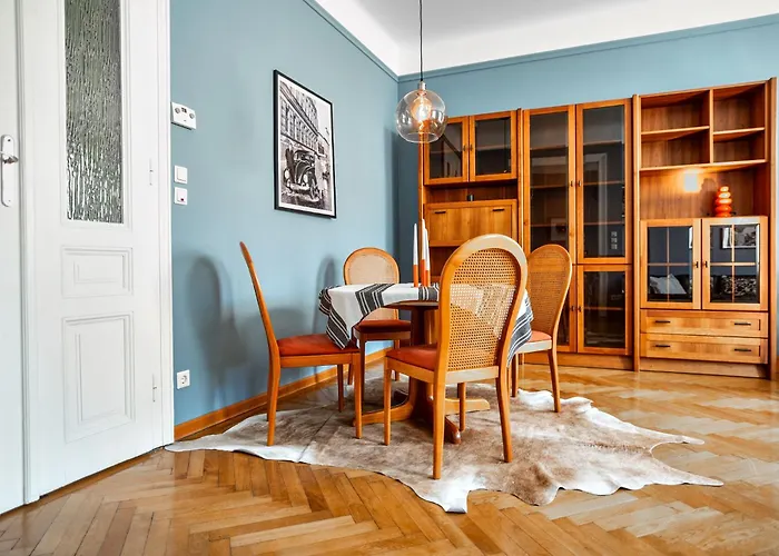 Feel At I Bright Windows I Penzing Trainstation Apartamento